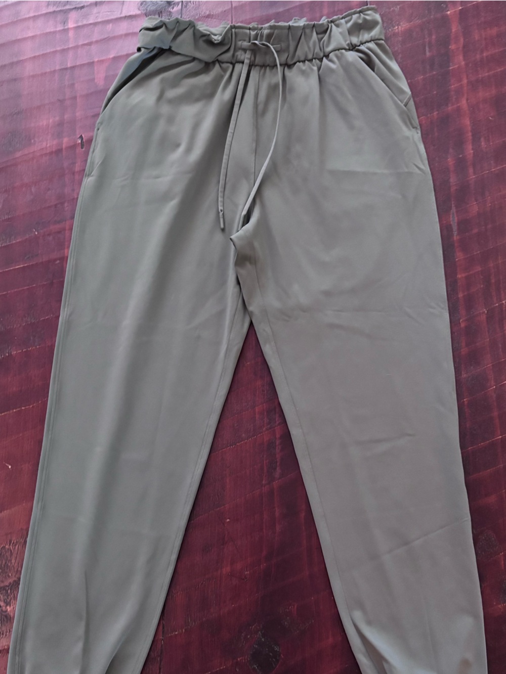 lululemon athletica Olive Tone Women's Joggers